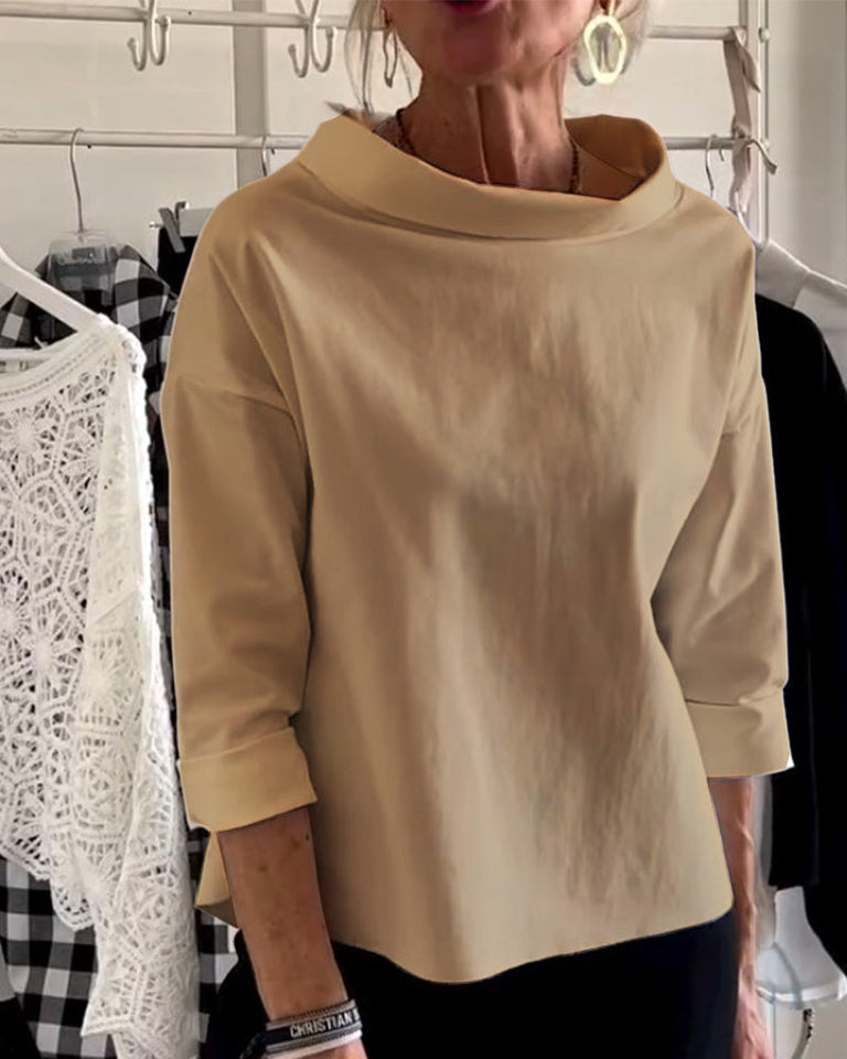 MODA - Casual Top with Solid-Colored Lapels